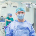 بروستات متضخمة تُزال بدقّة متناهية: إنجاز طبي يُنهي معاناة مريض ستيني في مستشفى الإمام الحجة (عج) الخيري
