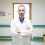 بعد سقوطه في حديقة عامة وفقدانه الوعي: كادر مستشفى الإمام الحجة (عج) الخيري ينقذ شابًا من خطر قاتل