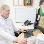 الدكتور إسحاق لطوف.. من نخبة جراحي العمود الفقري يعود إلى مستشفى الإمام الحجة (عج) الخيري في كربلاء