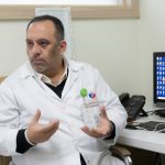 أخصائي طب وجراحة المسالك البولية الدكتور عدي مجيد نصار يستقبل المراجعين