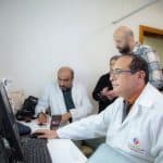 من أيران إلى العراق: بروفيسور طب الألم د. باهرام نادري يقدم خدماته العلاجية للمرضى في مستشفى الإمام الحجة (عج) الخيري