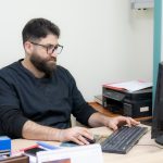 أخصائي طب القلب التداخلي والعلاج القسطاري د. حسين الكردي (لبنان) يستقبل المراجعين في العيادة الاستشارية