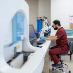حين تتحدث الدقة بلغة العلم: مختبر التحليلات المرضية في مستشفى الإمام الحجة (عج) الخيري