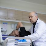تقرير مصور: الدكتور كريم عباس زنكي أثناء إستقبال المراجعين