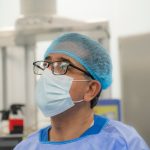 حصوة مرارية ضخمة تغلق مجرى الأمعاء: مستشفى الإمام الحجة (عج) الخيري ينقذ سيدة مسنة بتدخل منظاري ناجح